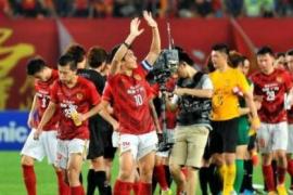 广州恒大为备战新赛季中超联赛与广州富力进行了两场热身赛