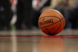 NBA董事会和球员工会正在开会讨论下个赛季的开赛日期和比赛模式