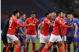 伴随着广州恒大与江苏苏宁的闷平中超联赛第19轮比赛也全部结束