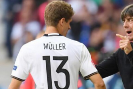 勒夫正在考虑将本赛季表现非常出色的托马斯穆勒重新召回德国国家队