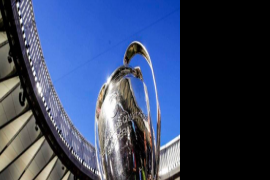 据各大媒体的最新消息本赛季的欧冠和欧联杯赛事将暂停