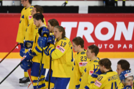 世界锦标赛瑞典队以2-3惜败于俄罗斯冰球队无缘晋级