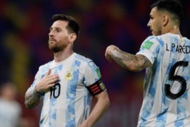 世预赛南美区第7轮比赛阿根廷坐镇主场1-1战平智利梅西点射建功