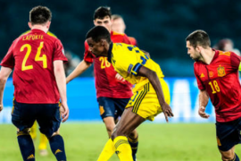 欧洲杯小组赛E组西班牙队爆冷0-0被瑞典队逼平