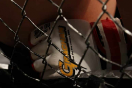 在拉斯维加斯举行的UFC格斗之夜的主赛事中罗伯丰特击败了科迪加布兰