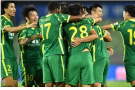 北京国安把上海申花挤出了下一阶段的争冠组沦为保级组的球队