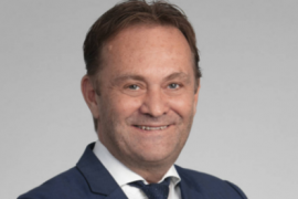 亨利克巴赫尼尔森自2007年以来一直担任丹麦冰球协会主席