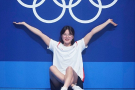 游泳奥运冠军汤慕涵担任代表团开幕式旗手