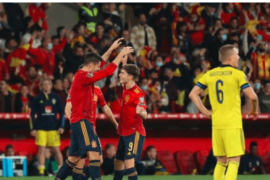 西班牙力压瑞典以小组头名的身份昂首挺进2022年卡塔尔世界杯