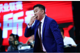 卫冕冠军广东男篮球队的主教练杜锋想带领国家队参加世界杯预赛