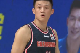 广东宏远以112-97击败土豪队上海久事老将周鹏砍下31分12篮板